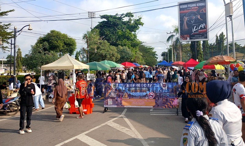 Disdagrin Barut Ajak Masyarakat Ramaikan Car Free Day Bersama Bank Kalteng dan Dukung UMKM Lokal