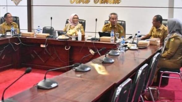 Waspadai Komoditas Melewati Harga Eceran Tertinggi